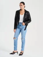 High-quality classic motorcycle jacket with retro design and comfortable fit for long rides