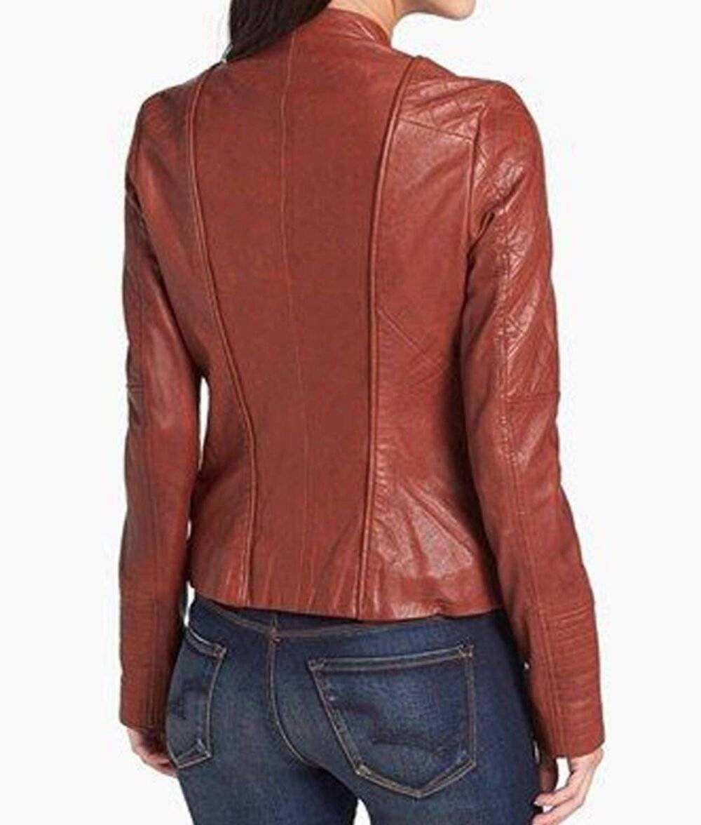 Back view of the Fifty Shades of Grey Dakota Johnson brown leather jacket.