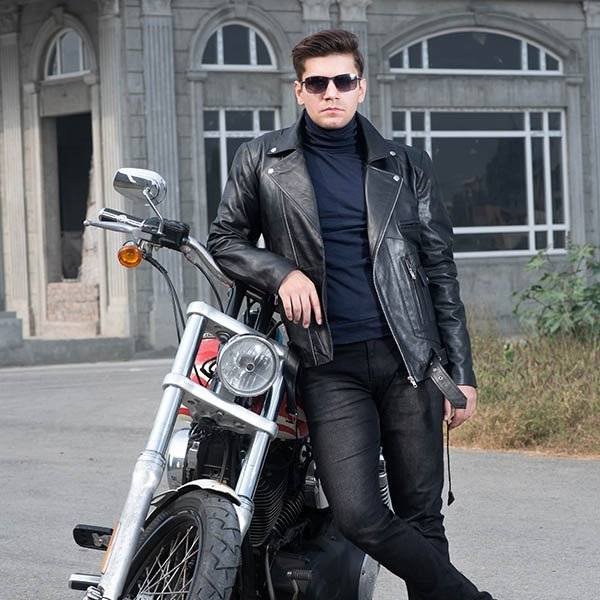 High-Quality Men’s Biker Jacket in Black Leather with Classic Appeal