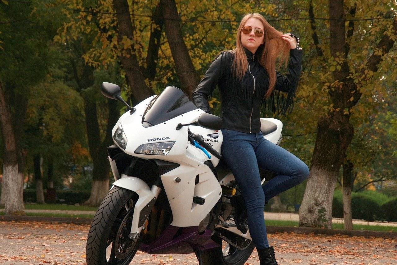 Why Biker Jackets Are the Ultimate Travel Gear 5 Comfort and style in travel gear